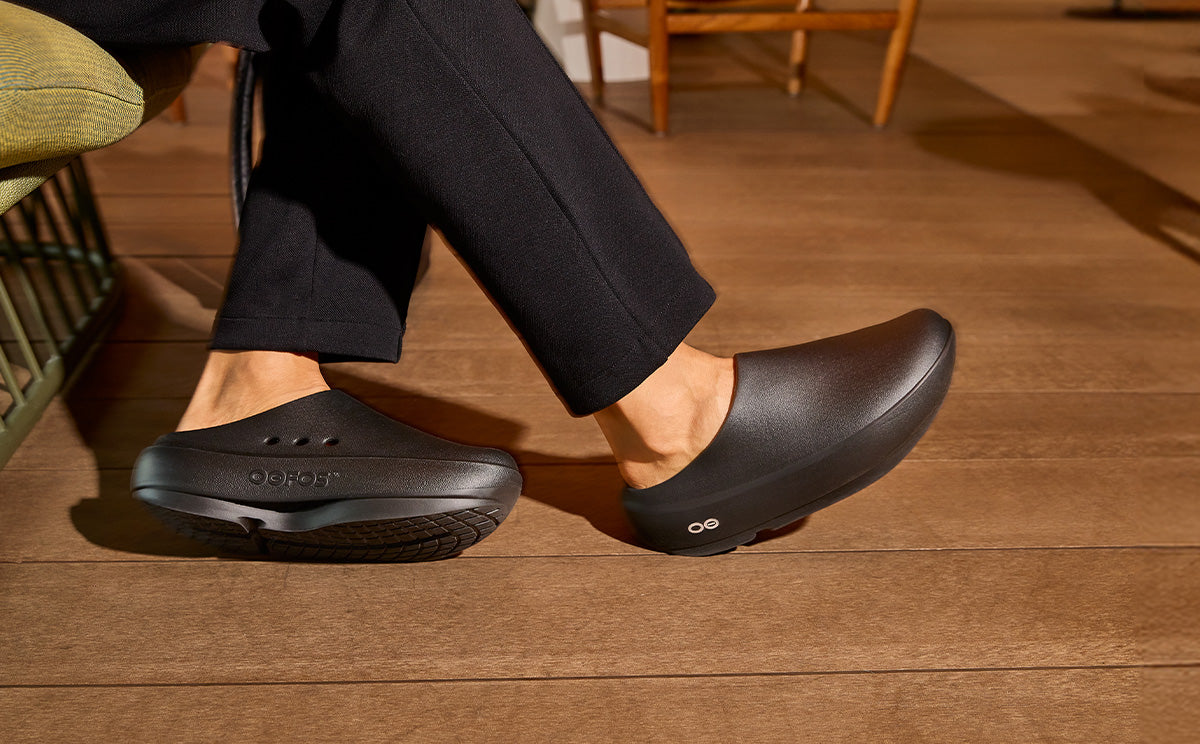 mens-oocloog-plus-clog-black-09-09-2400_BLK_M Men's Cloog PLUS Clog - Black
