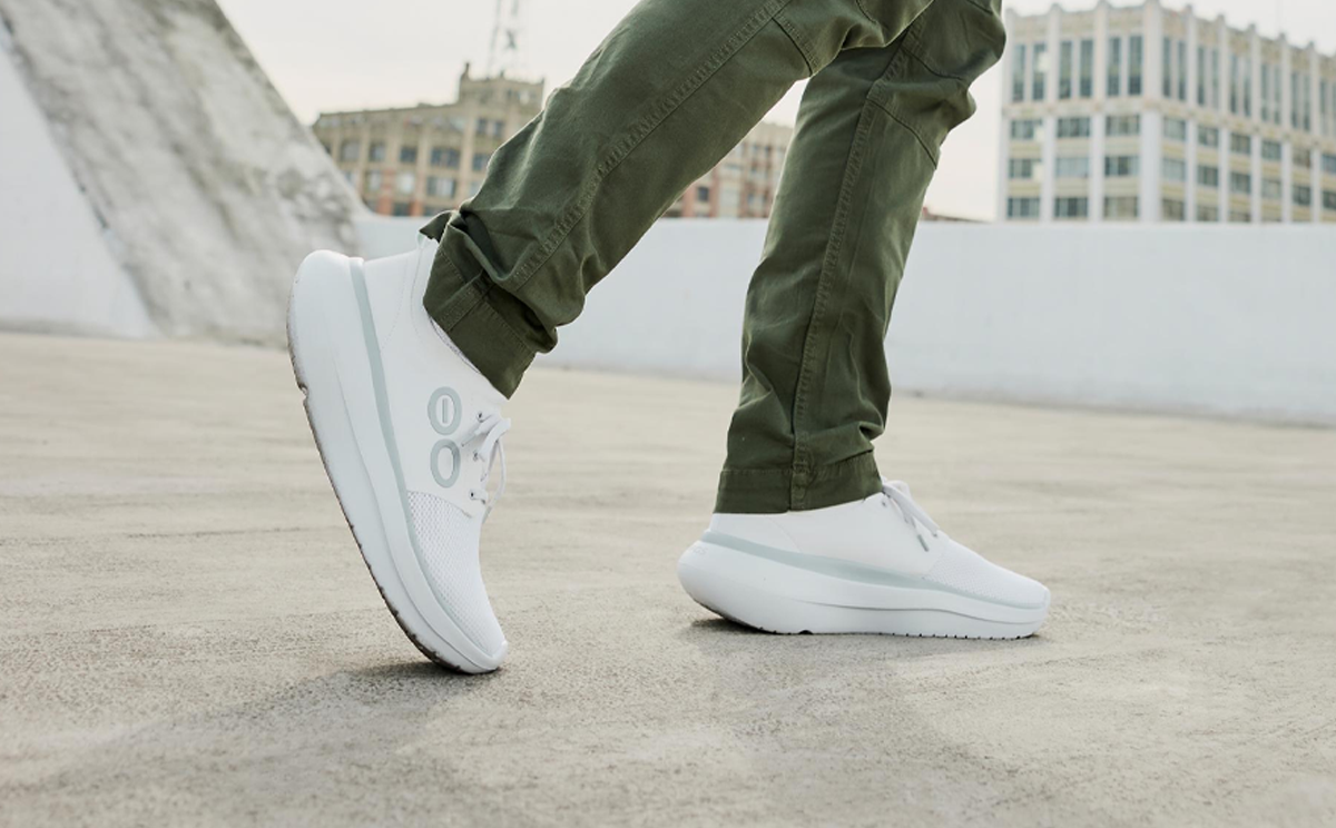 mens-oomy-stride-white-10-10-Mens_WhiteStride3 Men's OOmy Stride - White