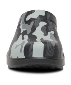 Women's OOcloog Luxe Clog - Night Camo