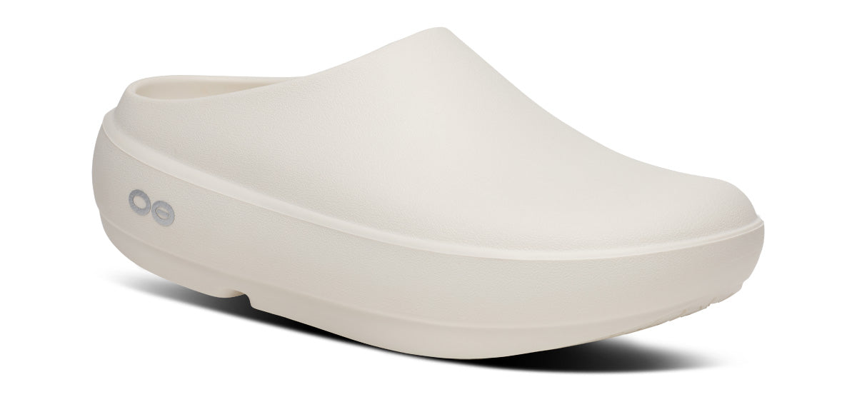 womens-oocloog-plus-clog-chalk-01-01-2400CHALK_shot2_1 Women's Cloog PLUS Clog - Chalk