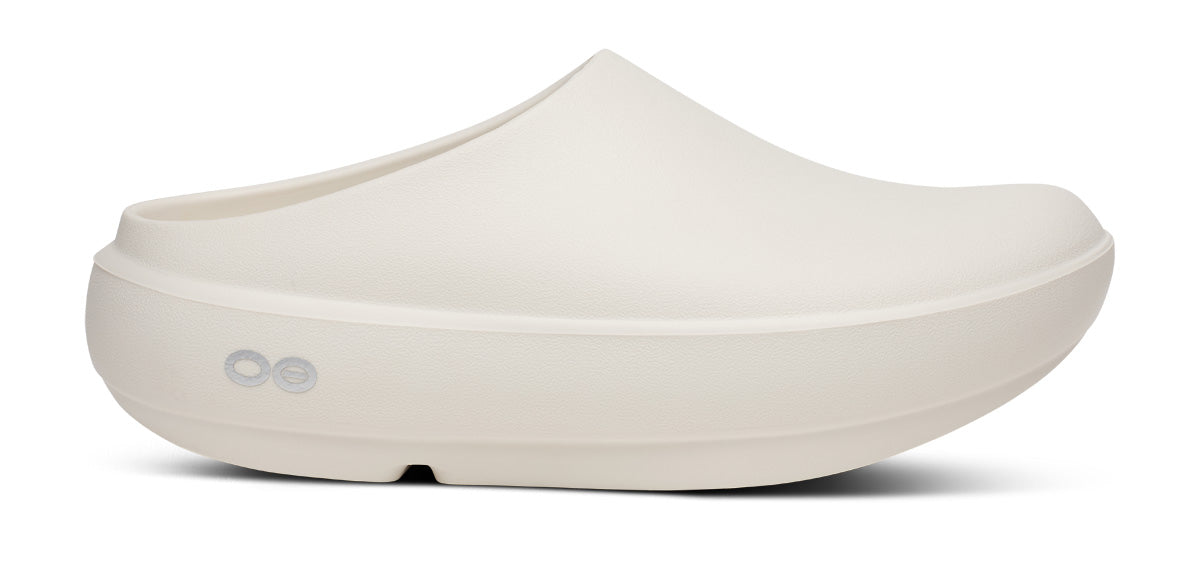 womens-oocloog-plus-clog-chalk-02-02-2400CHALK_shot1 Women's Cloog PLUS Clog - Chalk