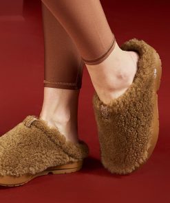 Women's OOcoozie Sherpa Mule - Café Spice