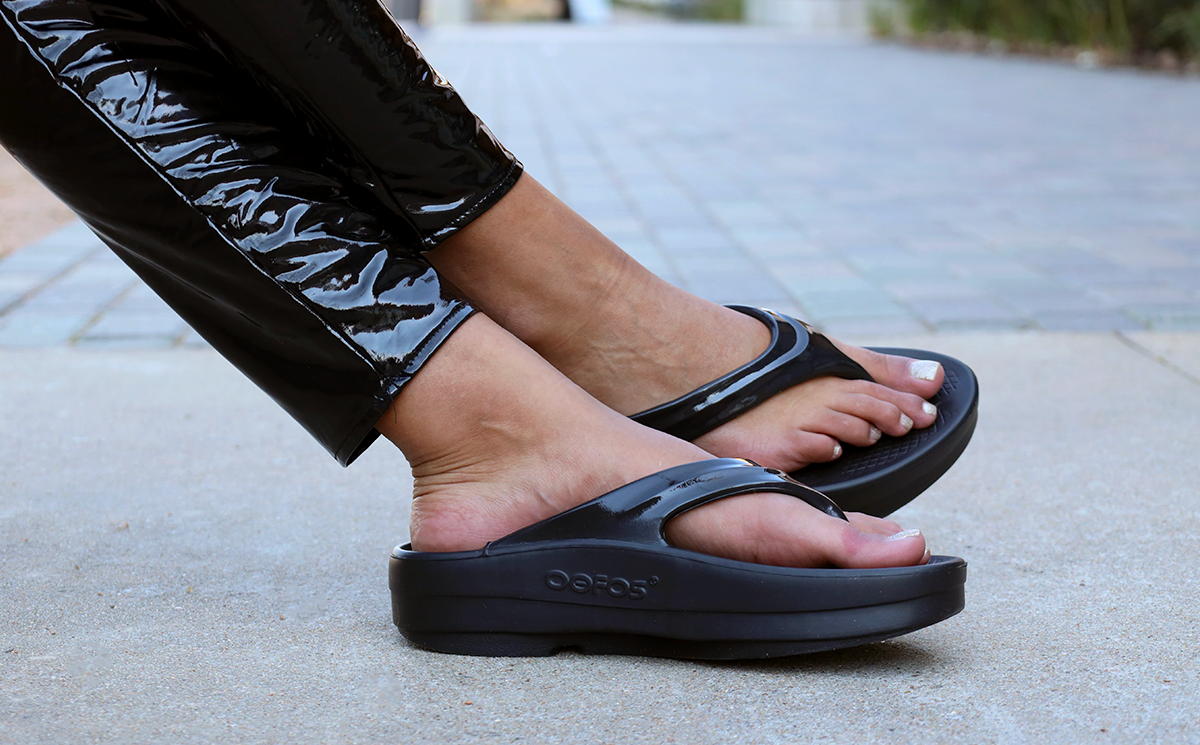 womens-oomega-oolala-sandal-black-10-10-OOmega_Black3 Women's OOmega OOlala Sandal - Black